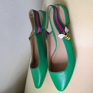 Talbot's Edison Nappa green slingbacks flats leather shoes with bee 🐝 bees